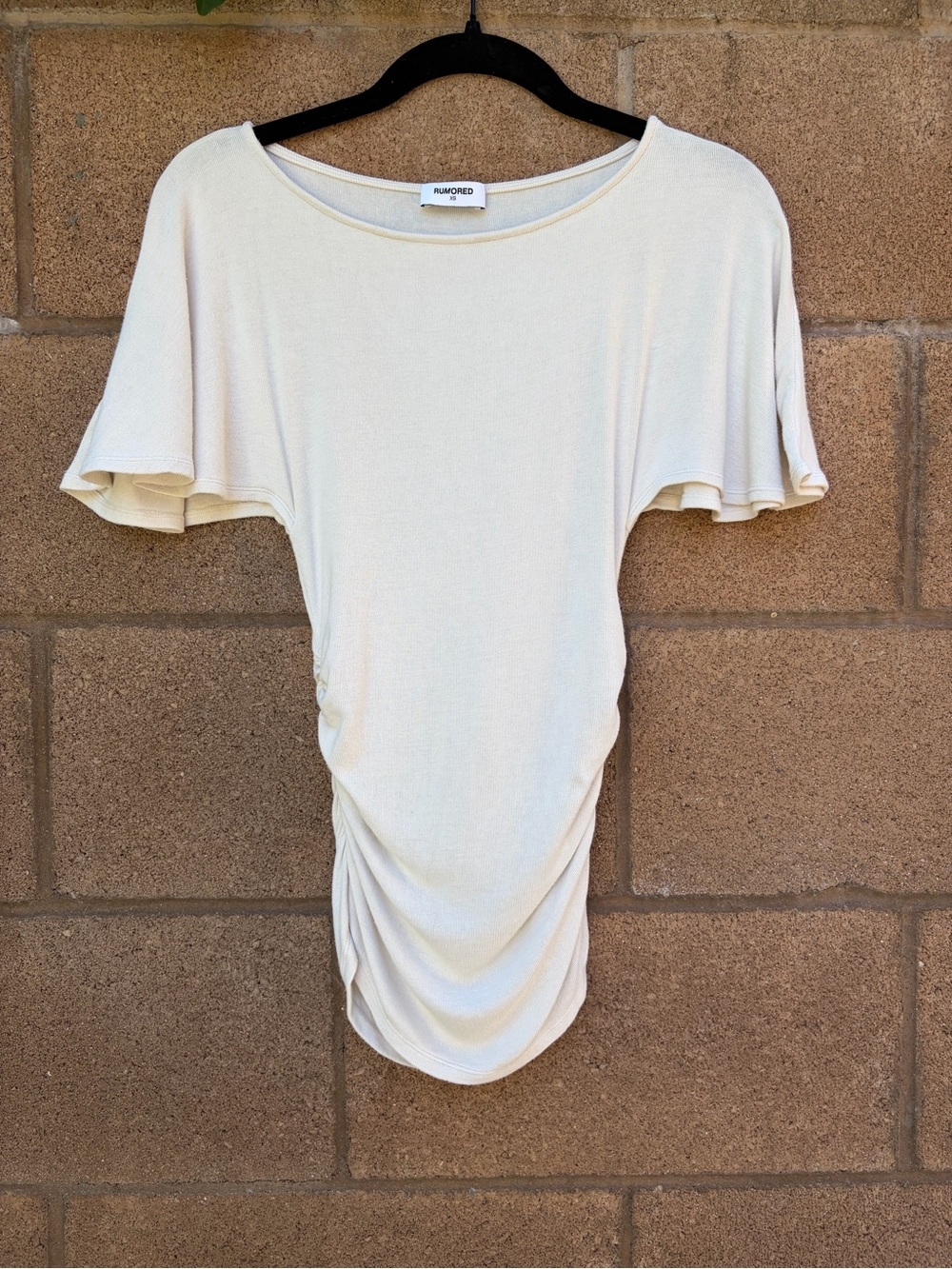 Rumored Cream Sides Ruched Flutter Sleeve Classique Top